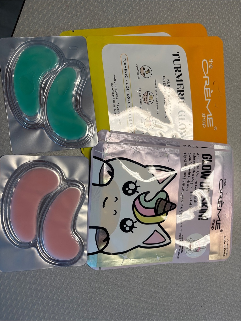 The Creme shop- mask and Glow Under-Eye Gel Patches — lot of 4 masks 2 under eye